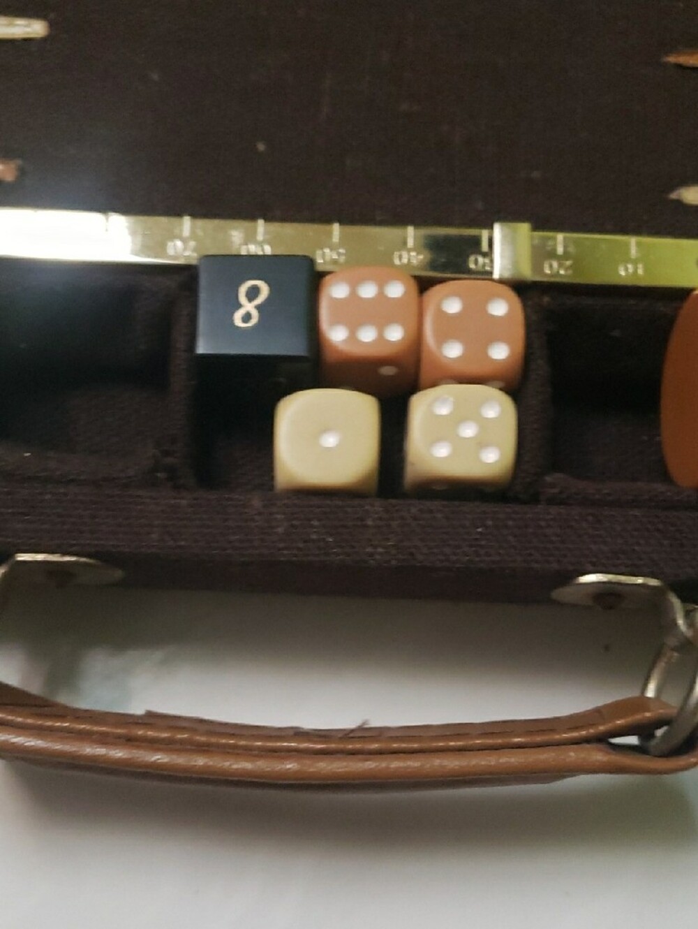 Vintage brown classic Backgammon Set with Dice and Chips, leather suitcase style - Picture 6 of 12